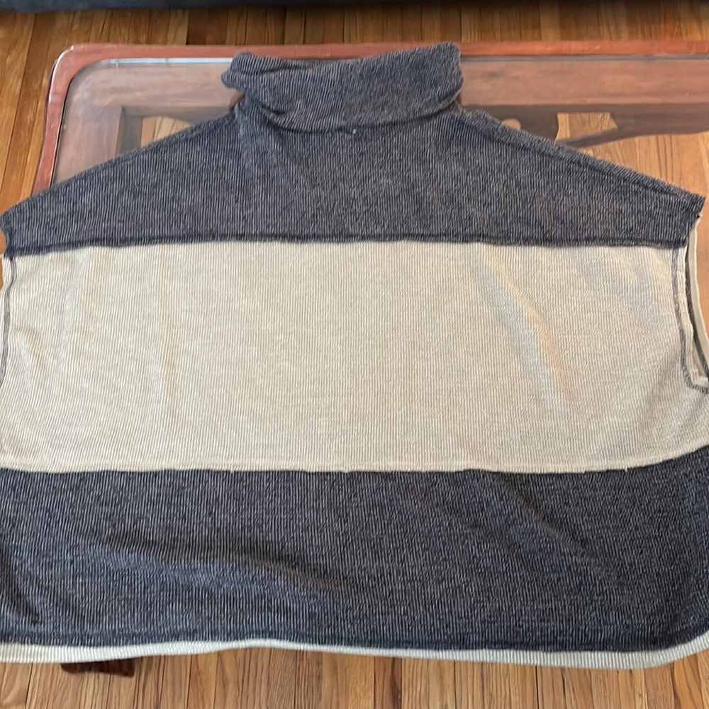 Hem & Thread Color Block Cowl Poncho. - image 3